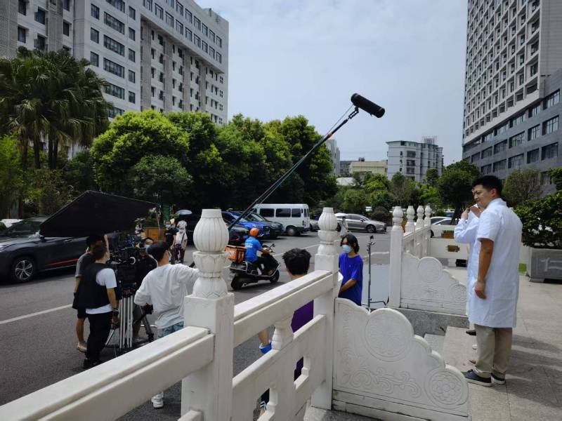苏尼特右旗广告片拍摄公司低成本实现高规格制作的诀窍